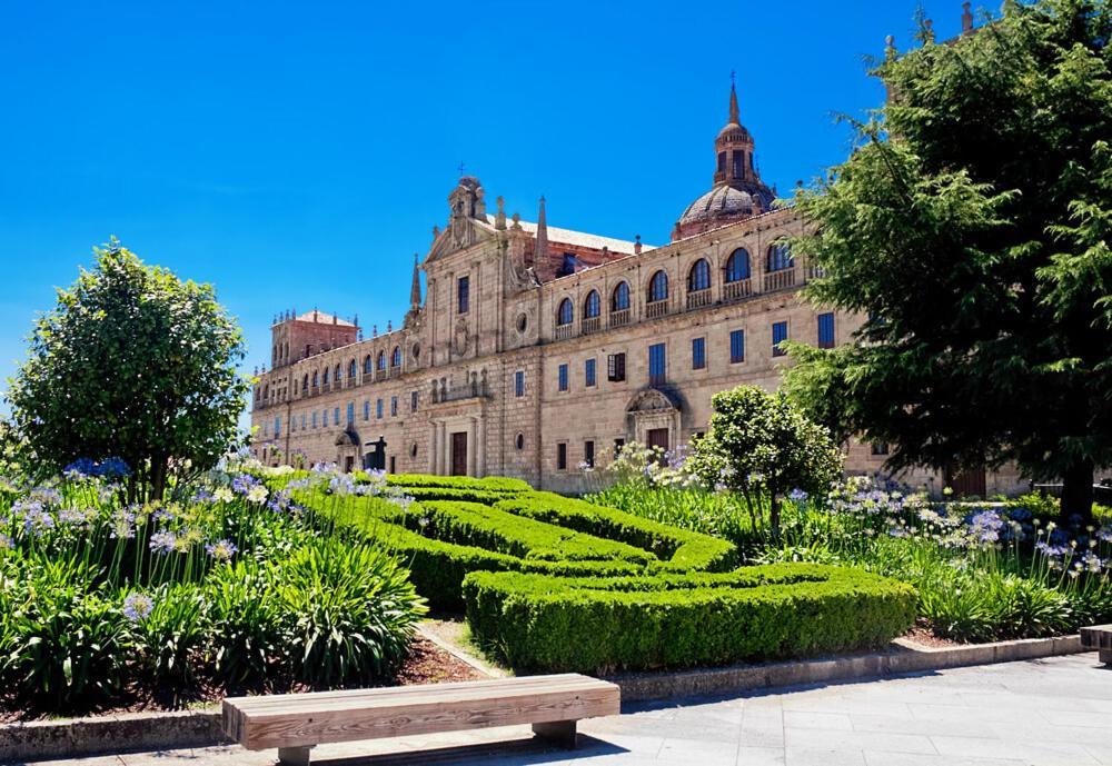 فيلا مونفورتي دي ليموسفي Casa Casares المظهر الخارجي الصورة